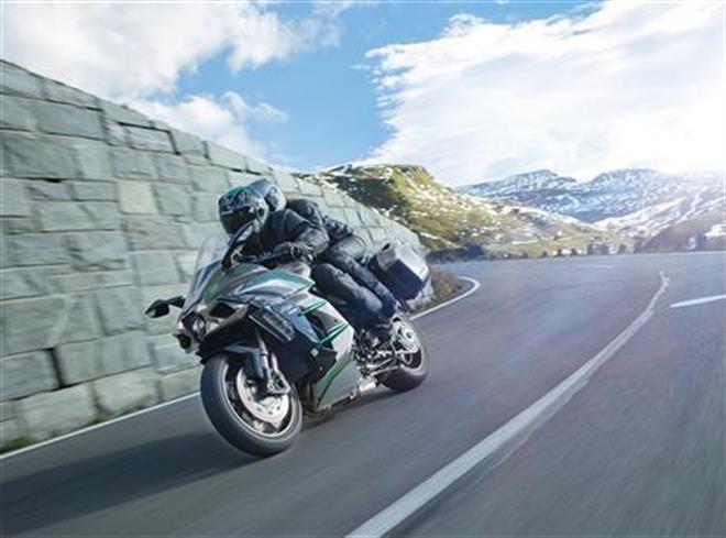 Kit Tourer Performance Gratis para Z1000SX y Ninja H2 SX SE