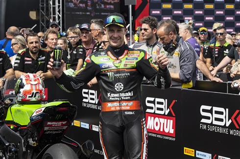Rea Closes In On Title Lead