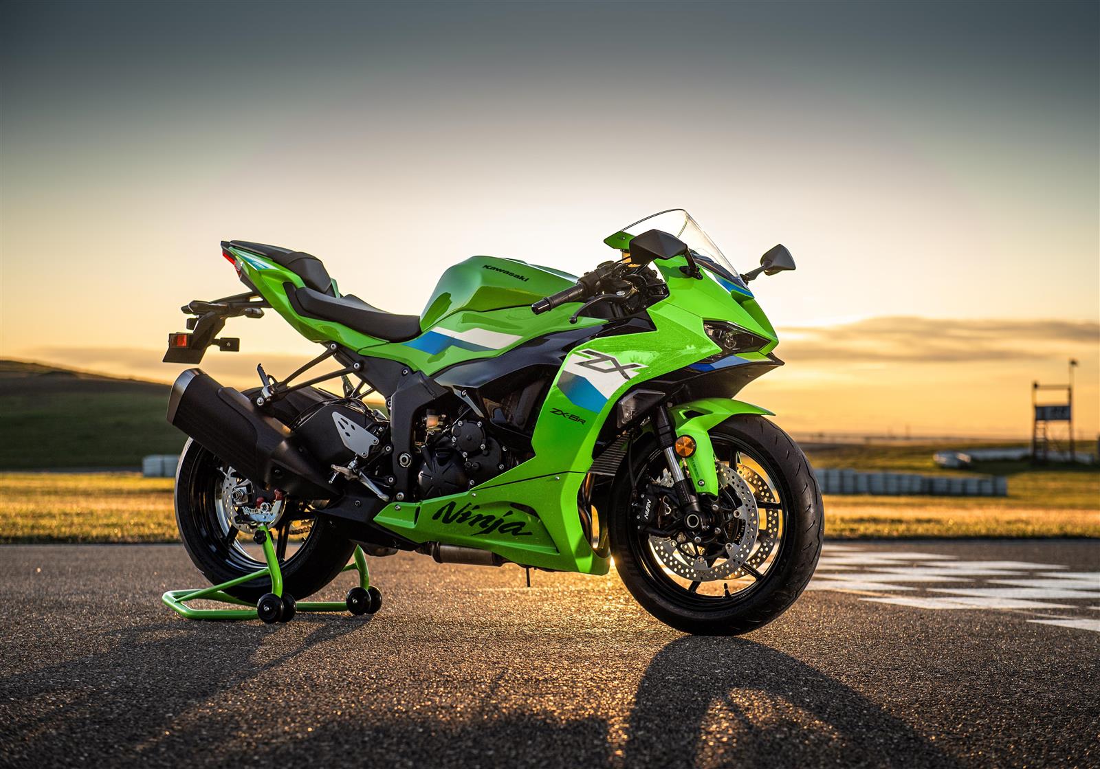 涼 Ninja ZX-6R modèle 2026: priorité au Benelux | Actualités