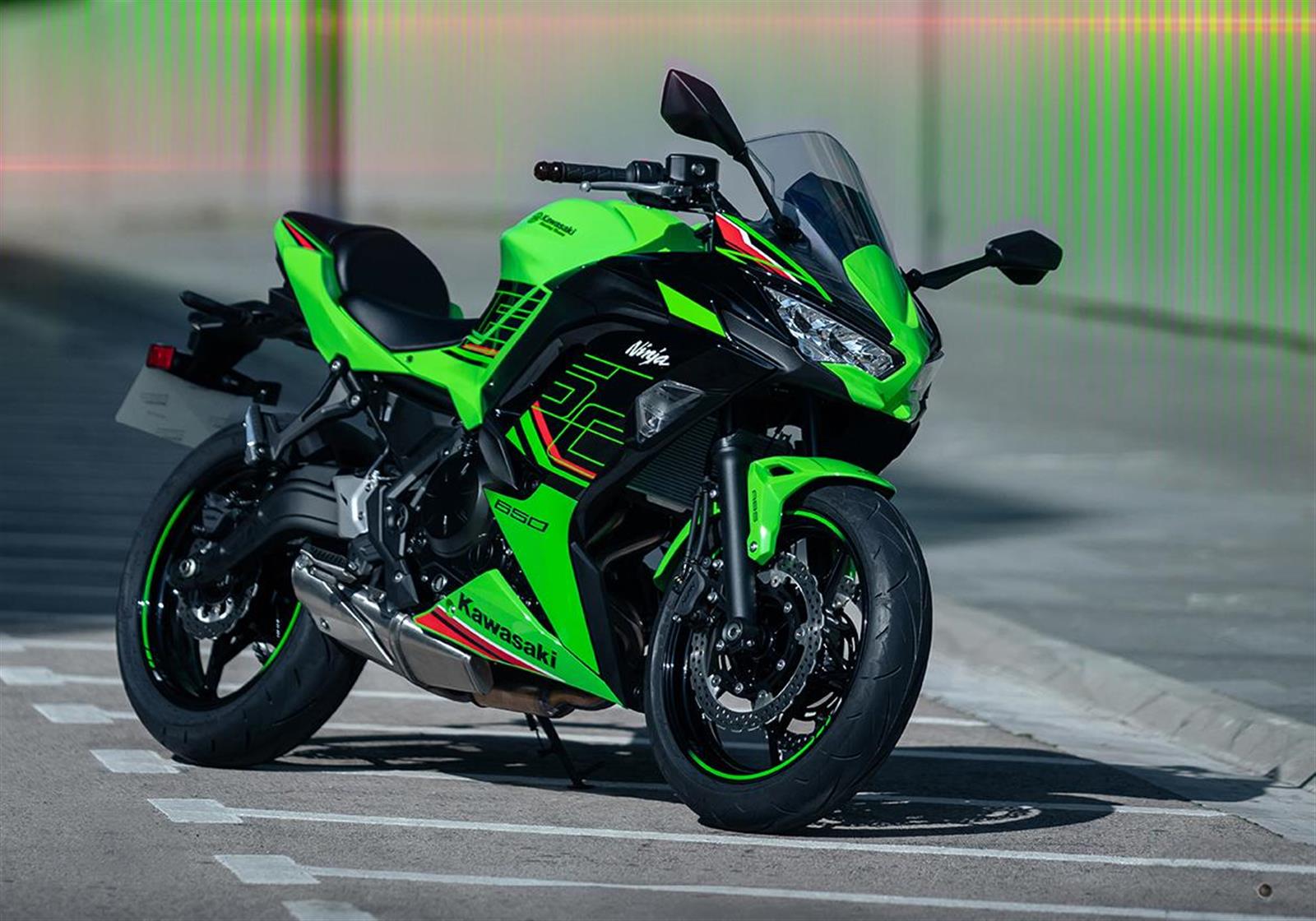 Kawasaki onthult nieuwe kleuren voor de 2024 Ninja 650 Kawasaki België