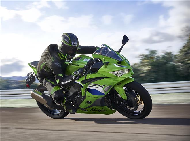 Nieuwe sportieve kleuren voor de Ninja ZX-4RR in 2026