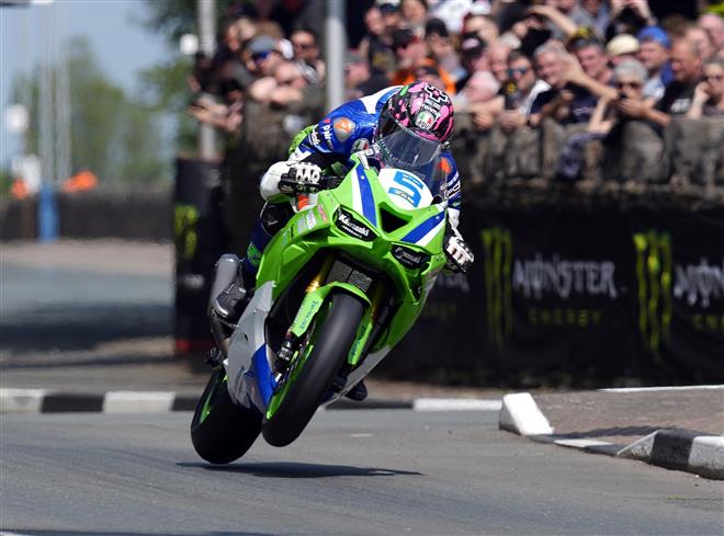 Bournemouth Kawasaki and James Hillier Reunite for Isle of Man TT! 