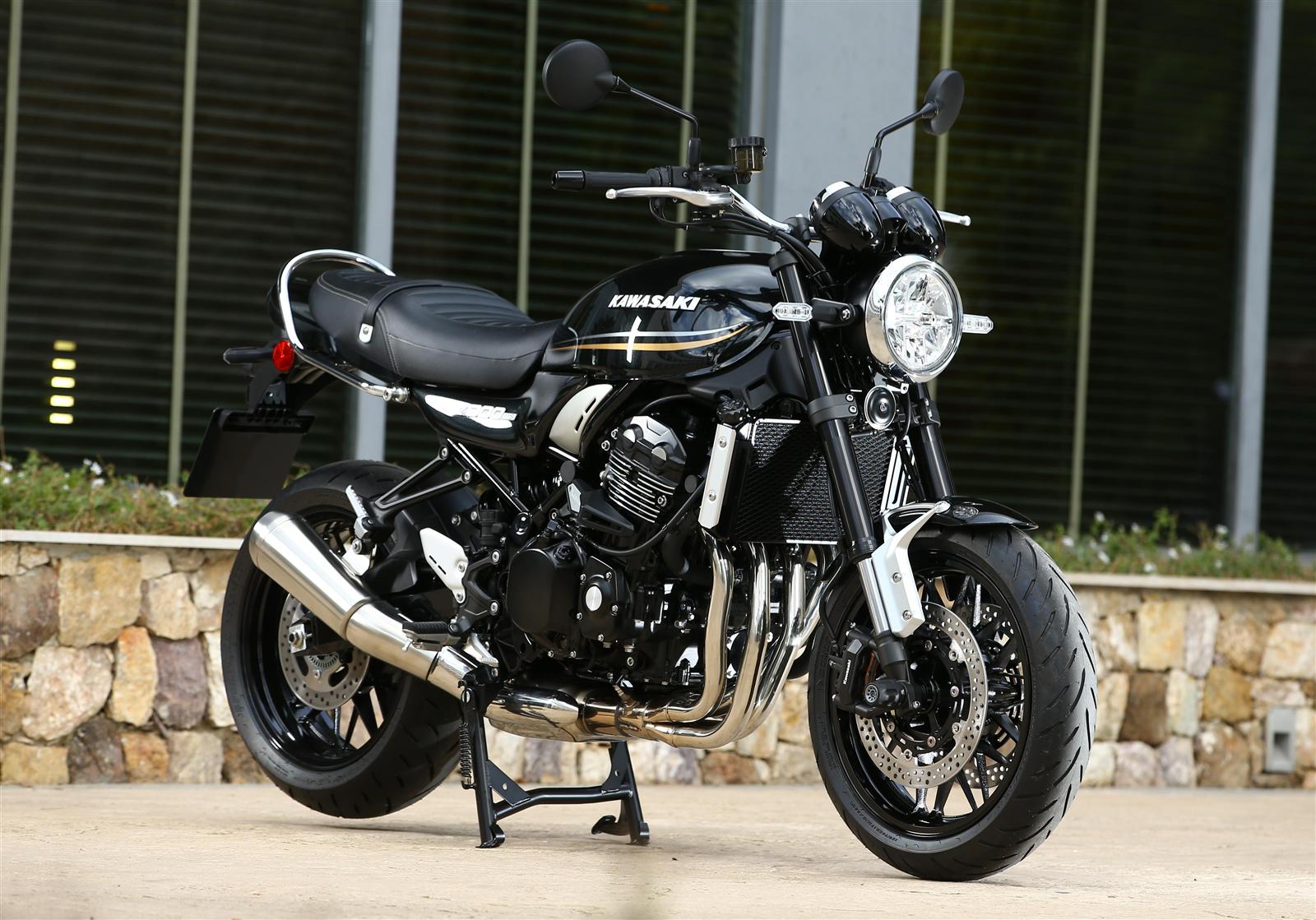 Beste Im Vergleichstest: Die Z900RS Setzt Maßstäbe