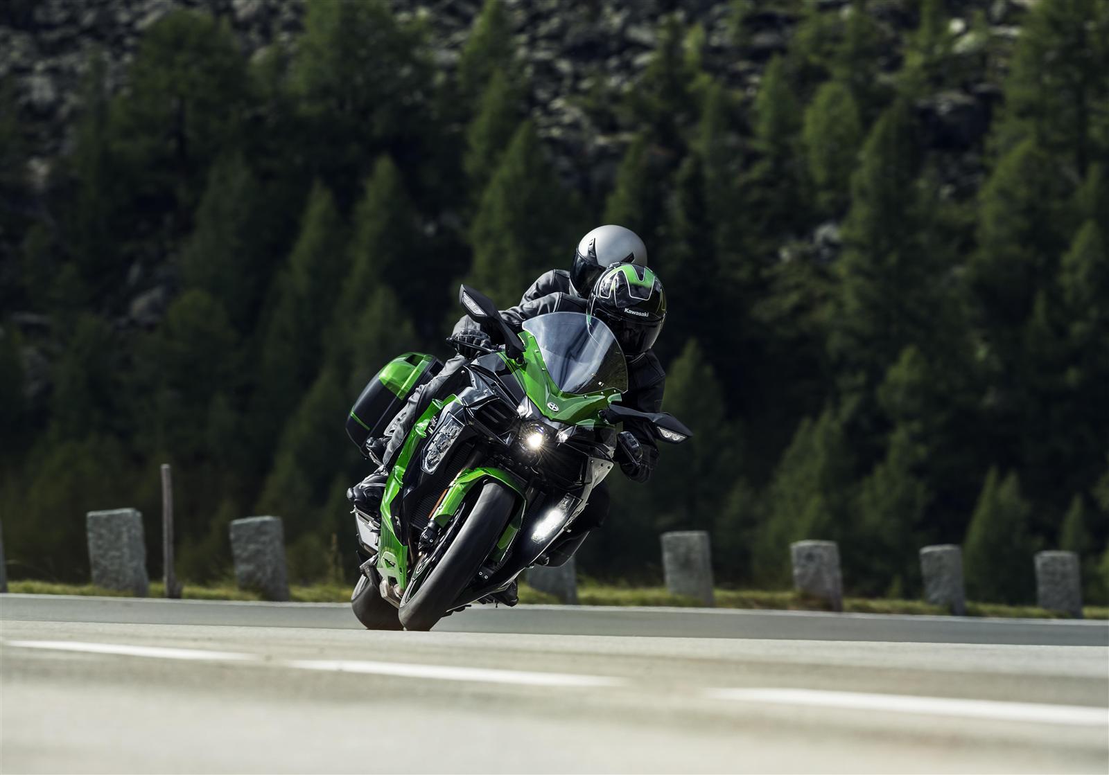 Ninja H2 SX 2018