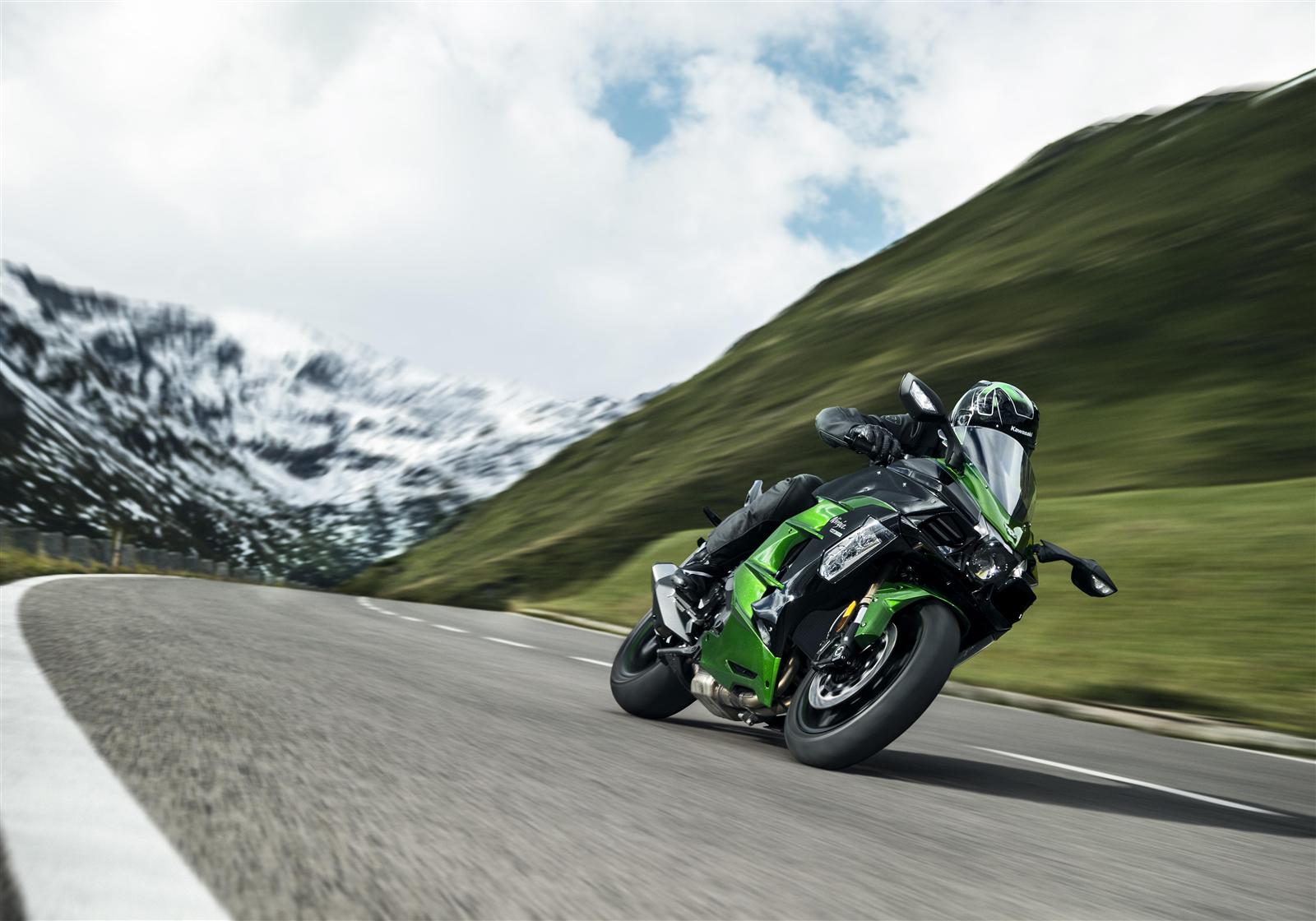 Ninja H2 SX 2018