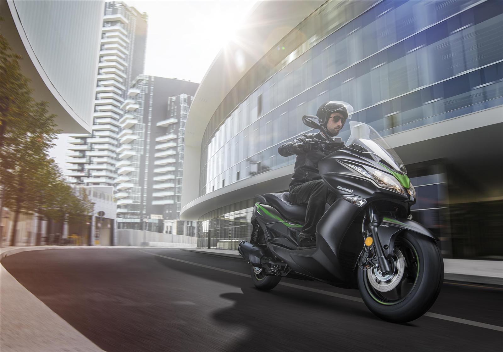 J300 MY 2020 Kawasaki Italia