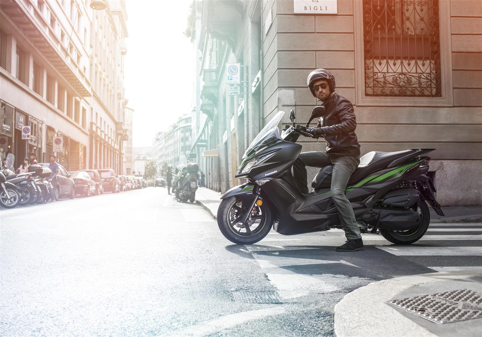 j300 kawasaki 2020