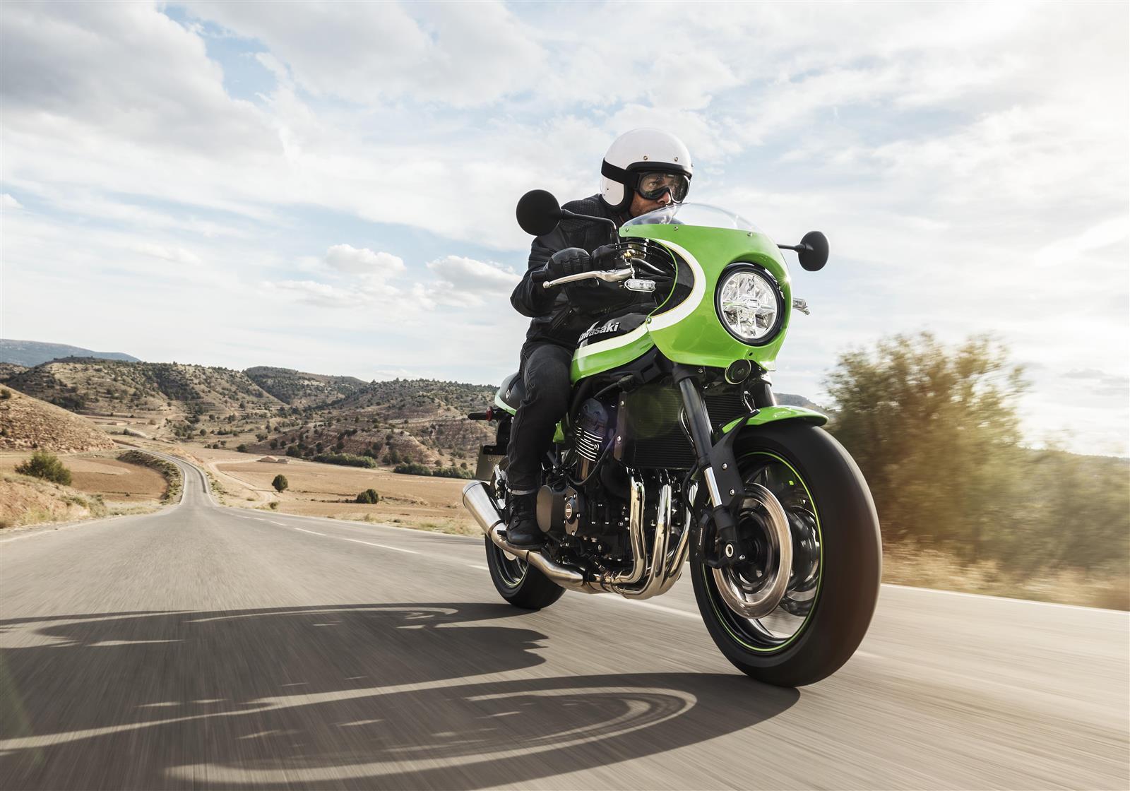 2020 kawasaki z900rs colors