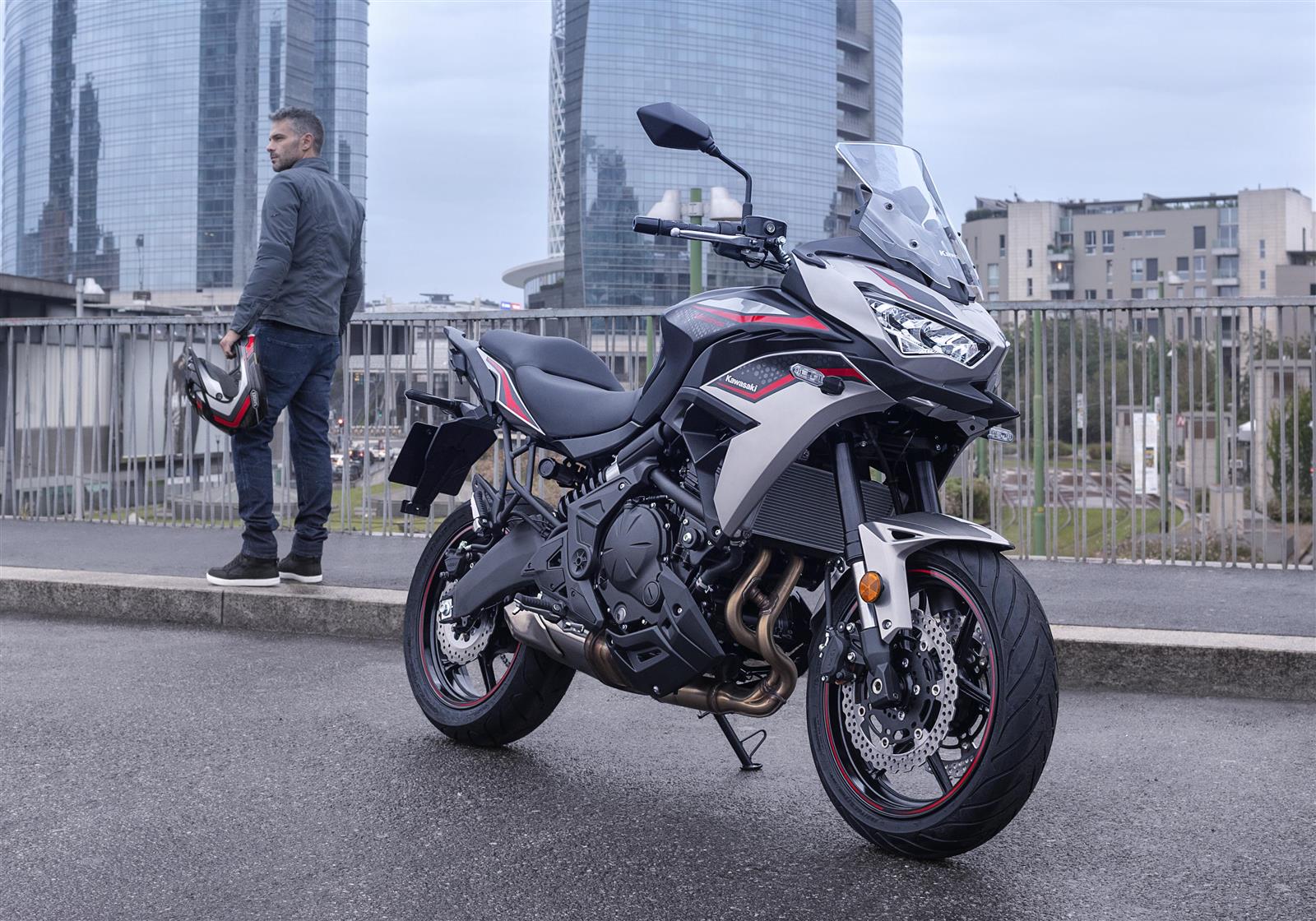 Kit De Rabaissement Kawasaki Versys 650 (LE650J) 2024 Par Mizu - Baisse De 25mm, Fabriqué En Allemagne