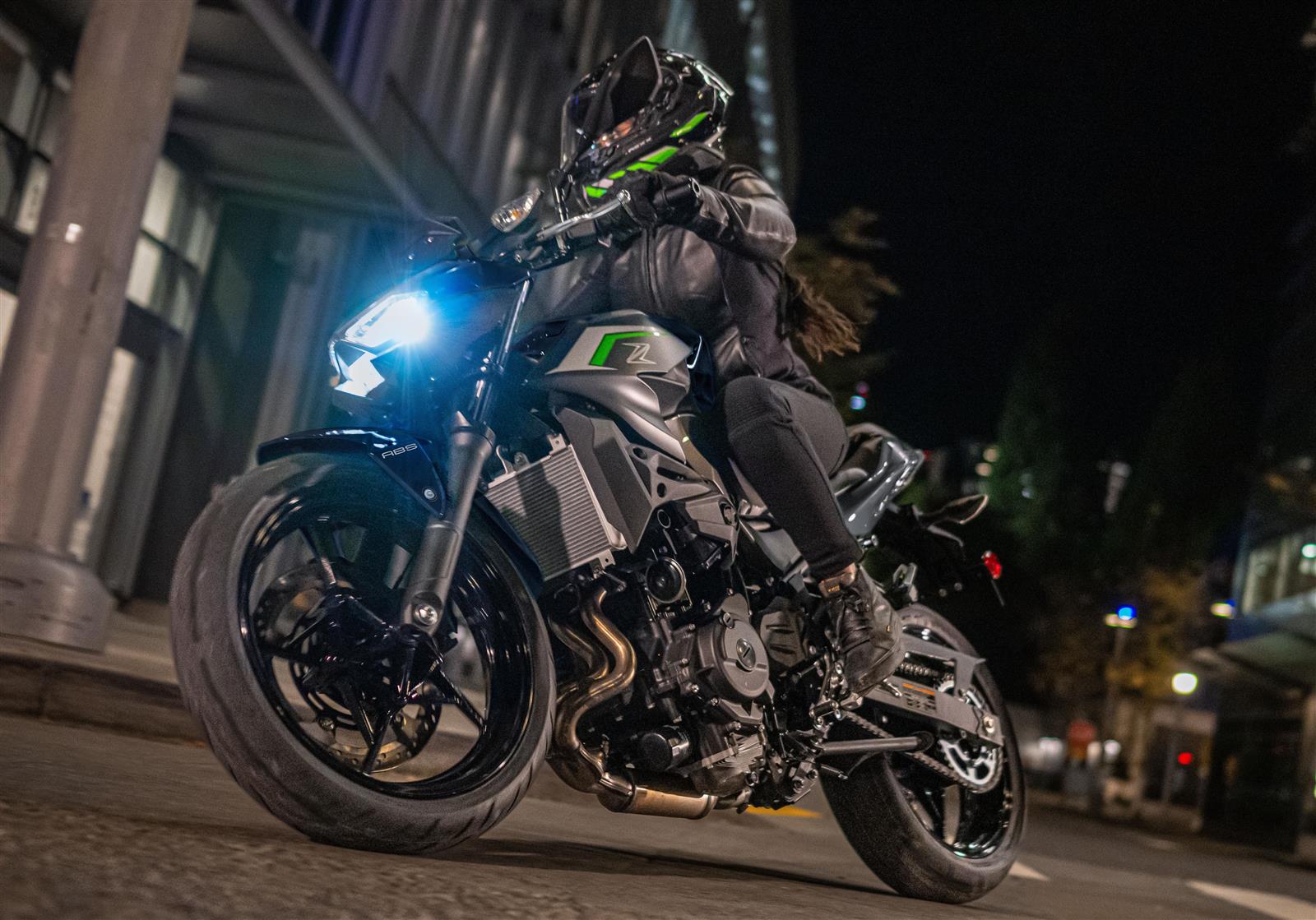 Z500 MY 2024 - Kawasaki Česká Republika