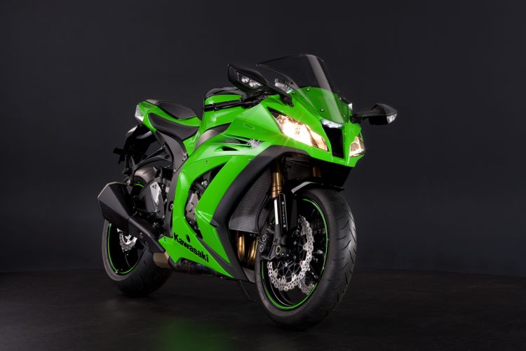 11MY_ZX-10R_LIM_overview