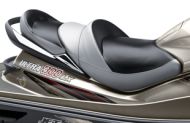 Ergonomisesti muotoiltu istuin