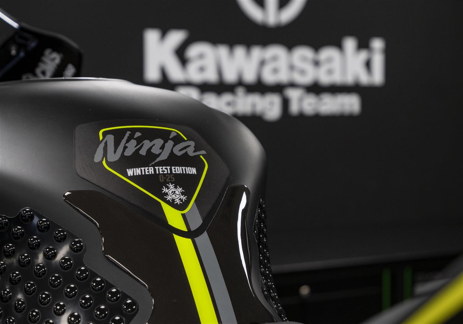 Ninja ZX-10RR Winter Test 2024