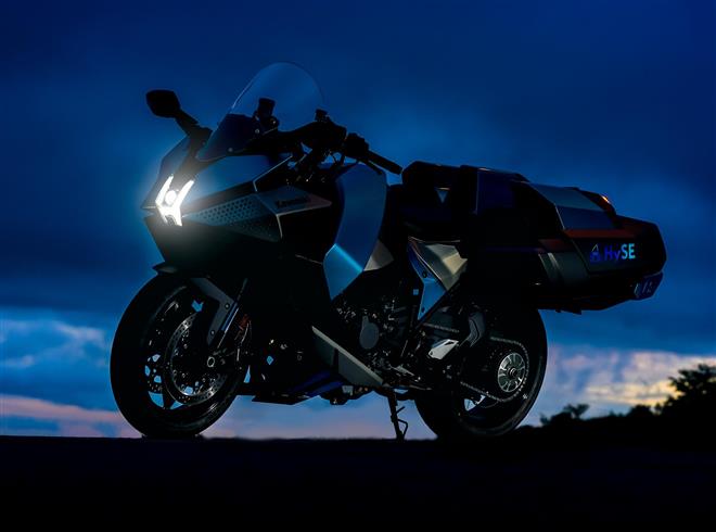 Kawasaki toont ’s werelds eerste motorfiets op waterstof