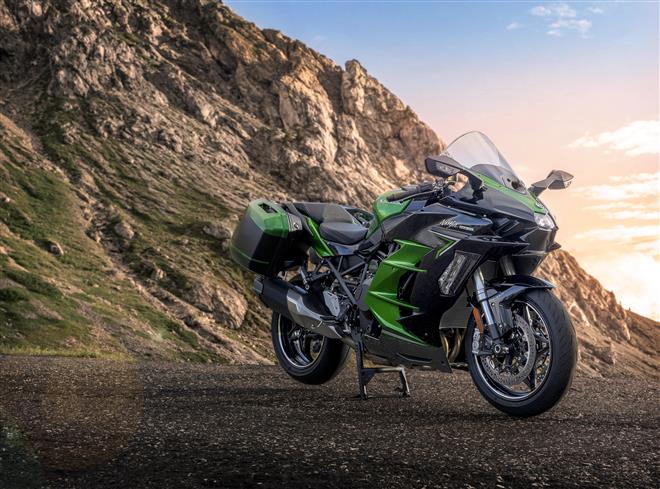 Ninja H2 SX automatically lights the way in 2023 