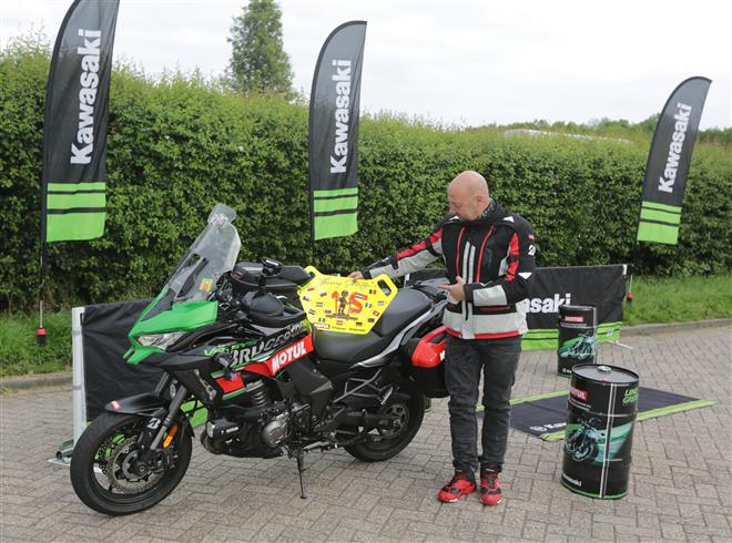 Ultimate touring record achieved:  15 countries in 22 hours with the Kawasaki Versys 1000 SE