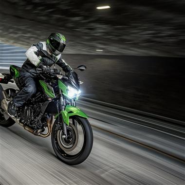 Refined Raw Z400 beefs up Kawasaki mid-weight naked offering