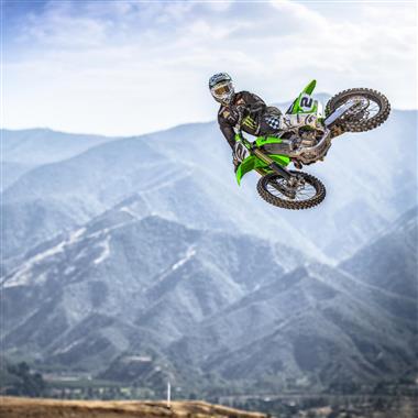 2022 KX250 and KX450 unveiled