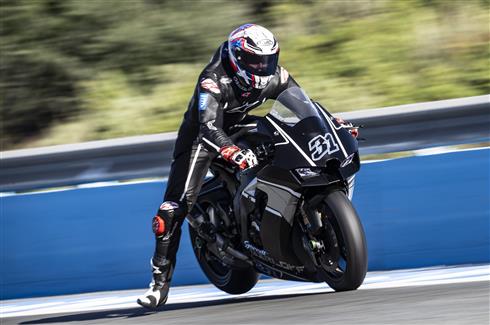 Gerloff Tests Official Ninja ZX-10RR In Spain