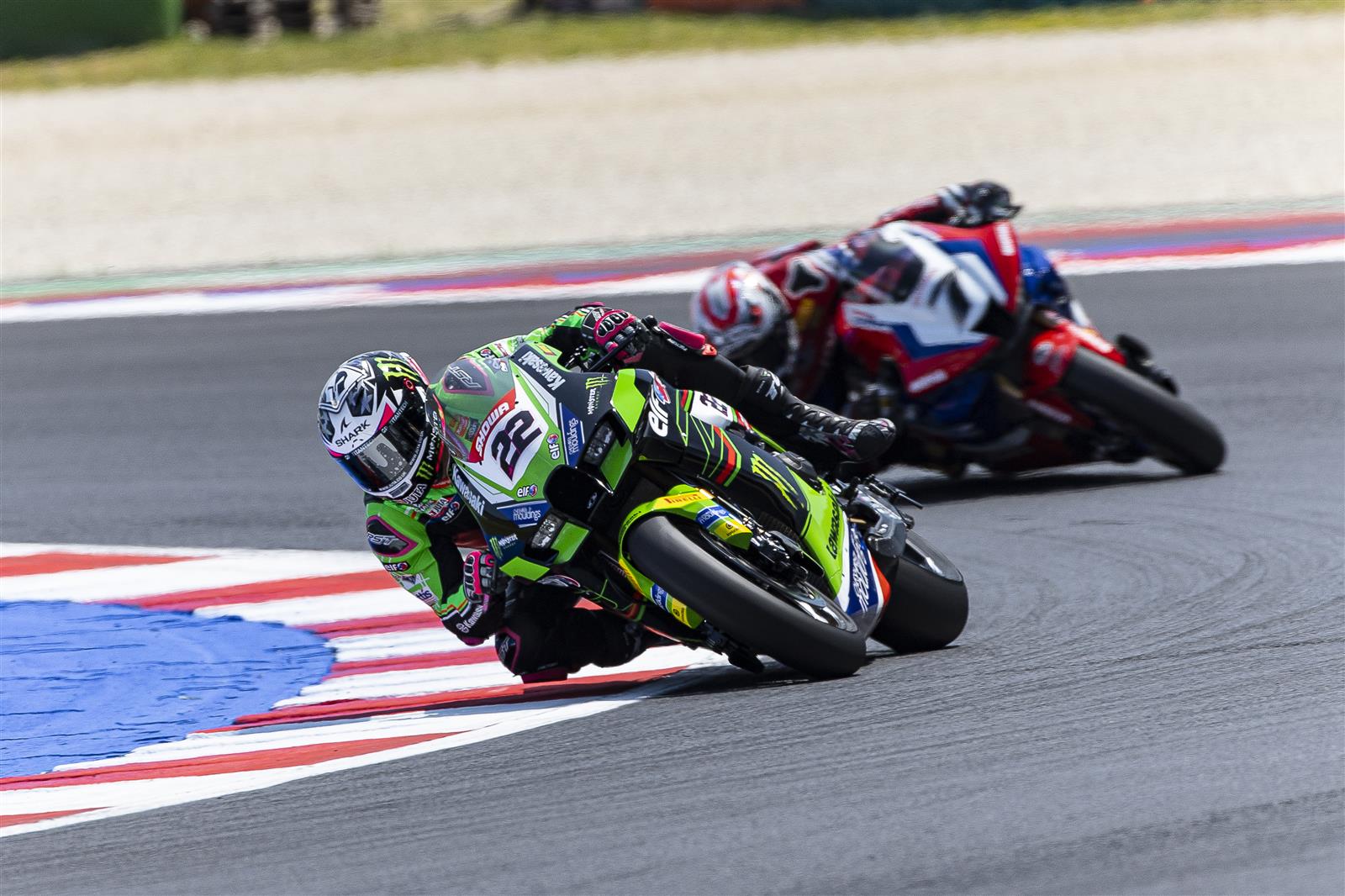 Lowes Continues His Kawasaki Journey In 2024   05 Misano WorldSBK 2023 Saturday Lowes R3JM2985 001 