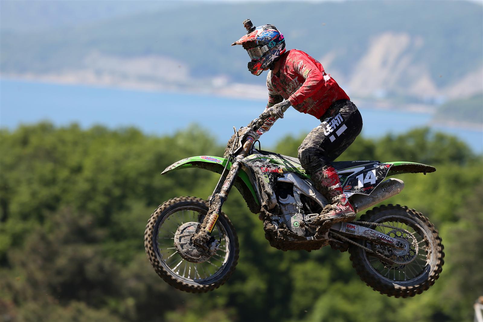 Jed Beaton consolidates fifth in the MX2 standings