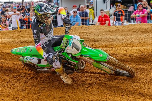 Heavy crash for Romain Febvre in Spain