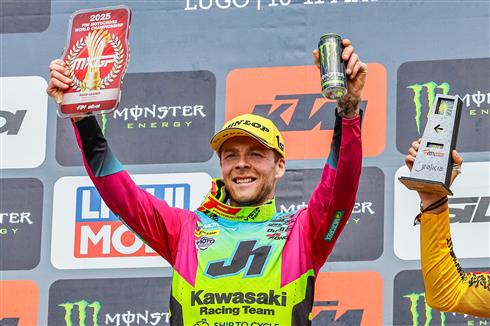 Romain Febvre keeps the red plate with victory in Spain