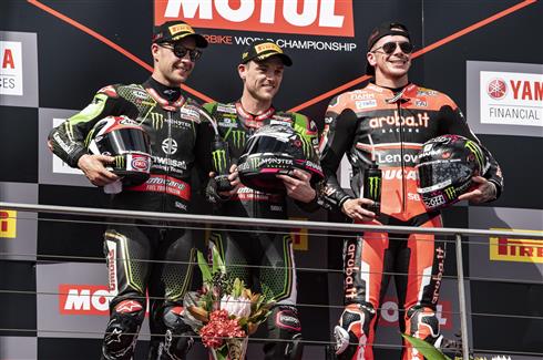 Lowes And Rea Share Sunday Race Wins For KRT 
