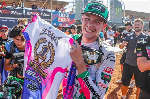 EMX250 title for Mathis Valin in a Kawasaki 1-2