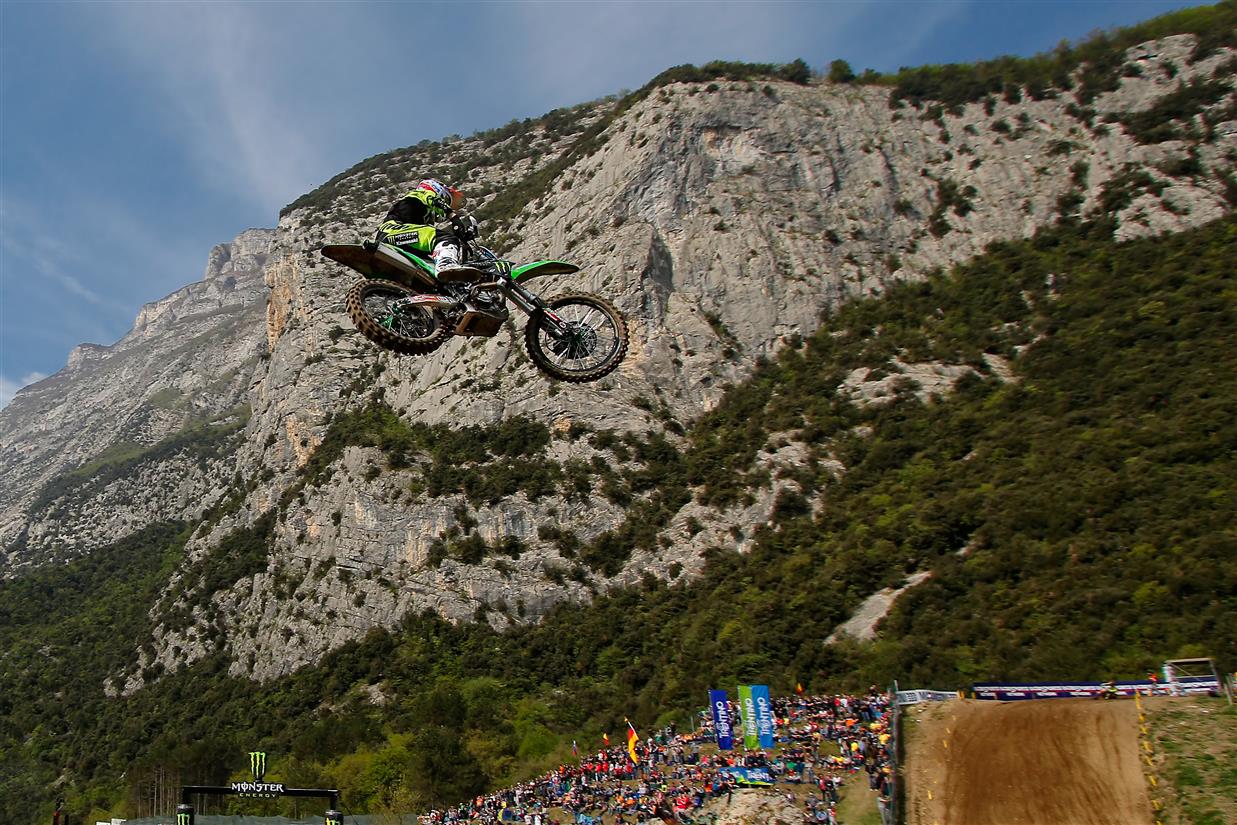 Crash eliminates Ryan Villopoto in Italy