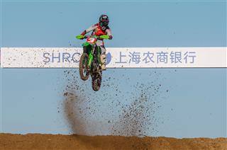 Romain Febvre and Kawasaki home in on the MXGP world title