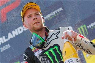 Romain Febvre takes the hard route to the podium