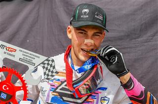 Francisco Garcia clinches bronze with an overall win
