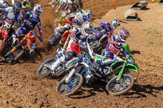 Mathis Valin wins MX2 Qualifying at home