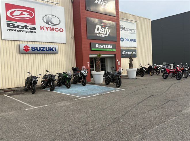  CM26, nouveau concessionnaire Kawasaki à Montélimar 